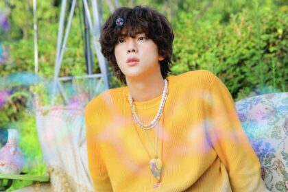 Jin reveals the new song titles from his first solo album ‘Happy’
